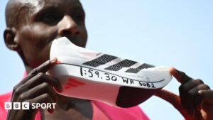 London Marathon: Sabastian Sawe record will not mean athletics ‘strangle innovation’, says Lord Coegolalarab