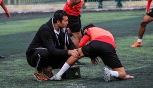 إصابات الملاعب الرياضية - ازاي تتفاداها وترجع أقوى بعد الإصابة (الدليل الكامل للوقاية والعلاج)